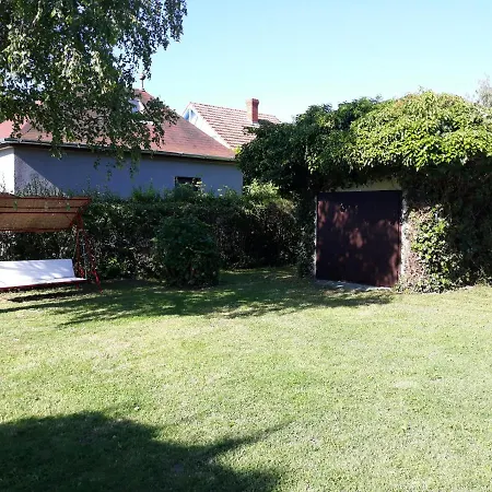 Holiday home Anna Fahaz Balatonmariafurdo