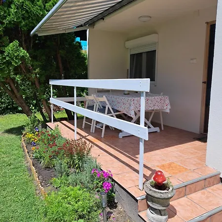 Anna Fahaz Holiday home *